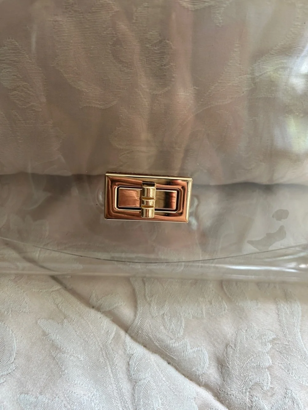 NWT. Clear Vinyl Crossbody Stadium Bag with Removable Gold Chain Strap